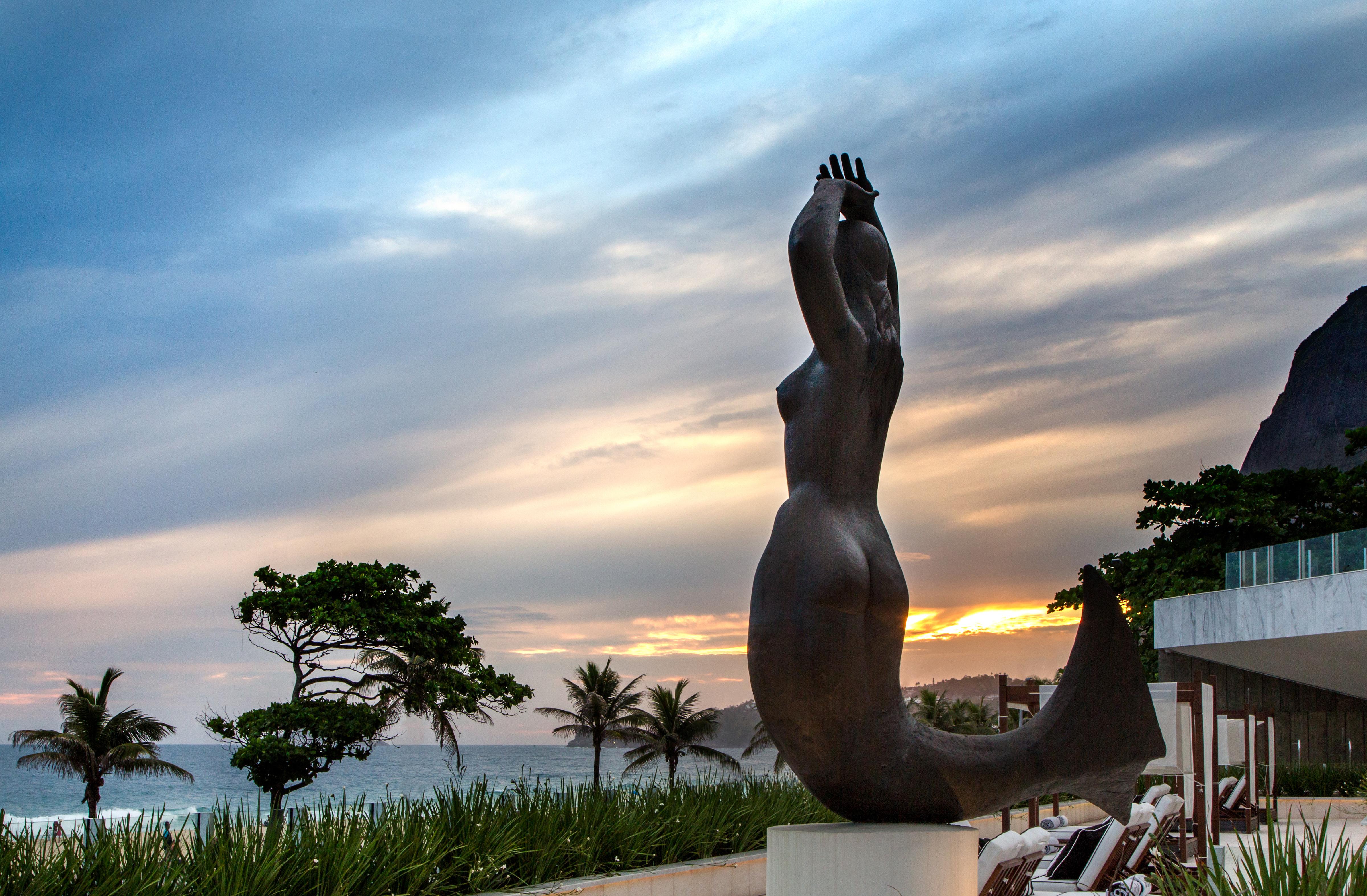 Hotel Nacional Rio De Janeiro - Oficial Kültér fotó The sculpture of the resort