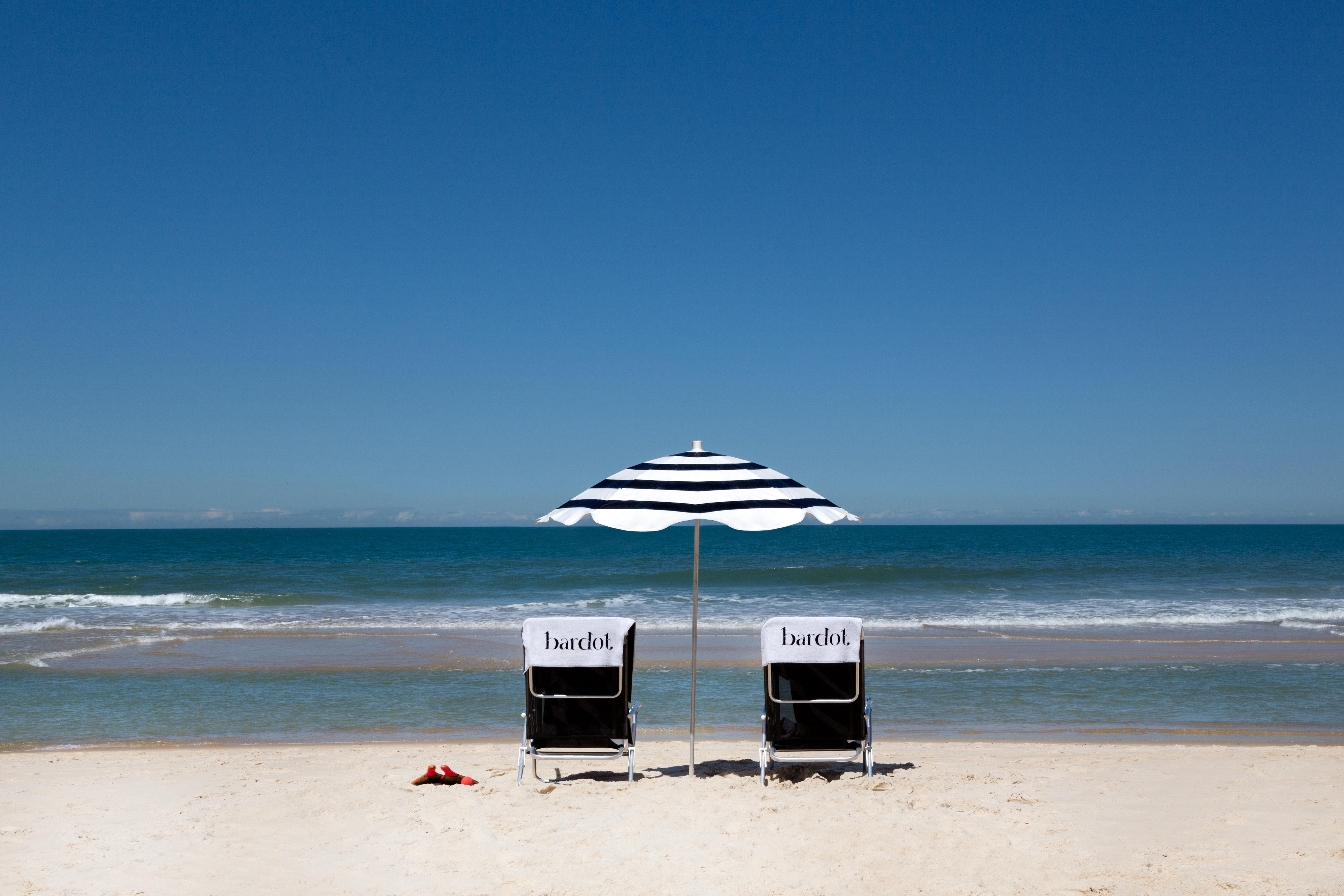 Hotel Nacional Rio De Janeiro - Oficial Kültér fotó Beach at the InterContinental Sanctuary Cove Resort