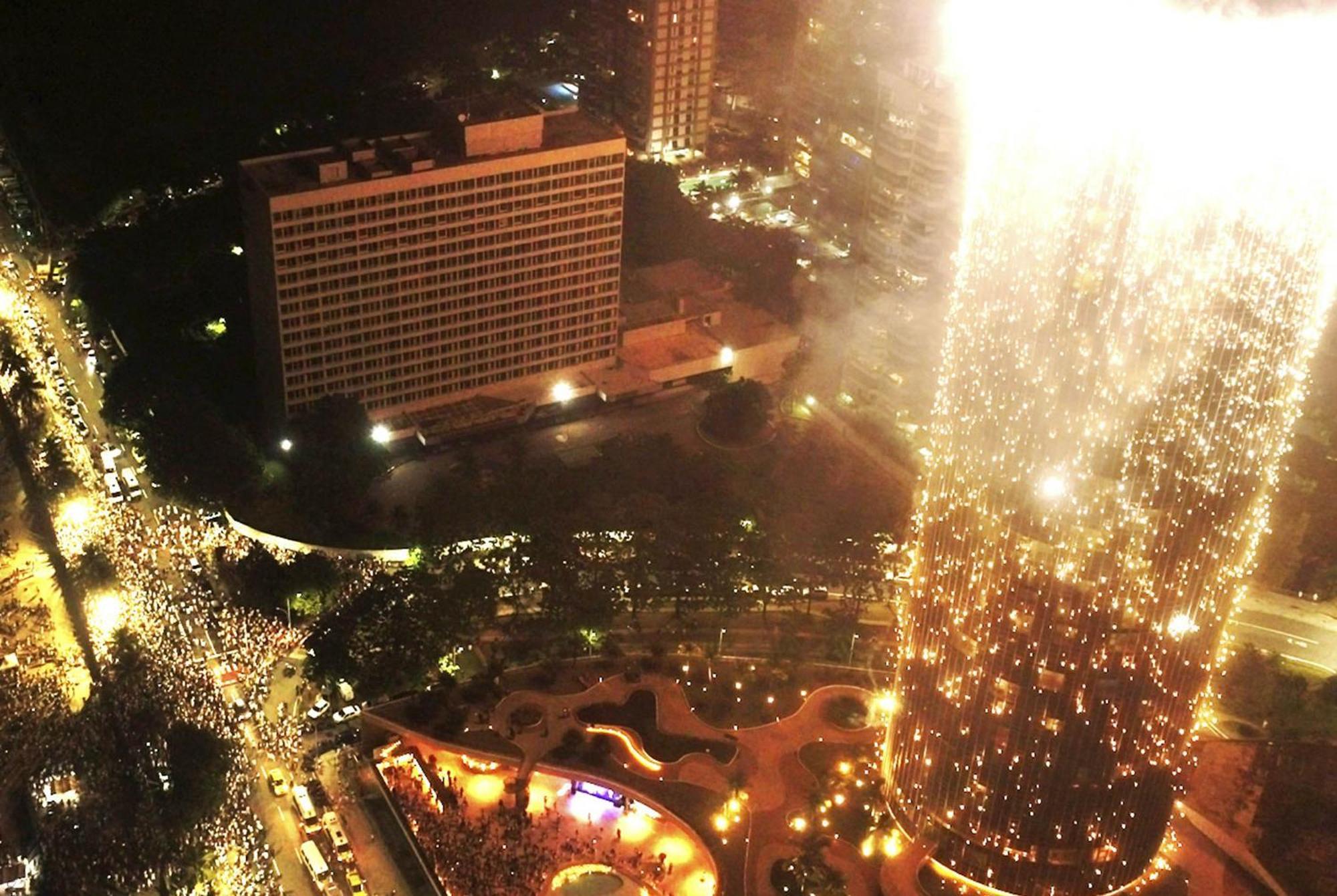 Hotel Nacional Rio De Janeiro - Oficial Kültér fotó Fireworks at the 2007 New Year's Eve celebration